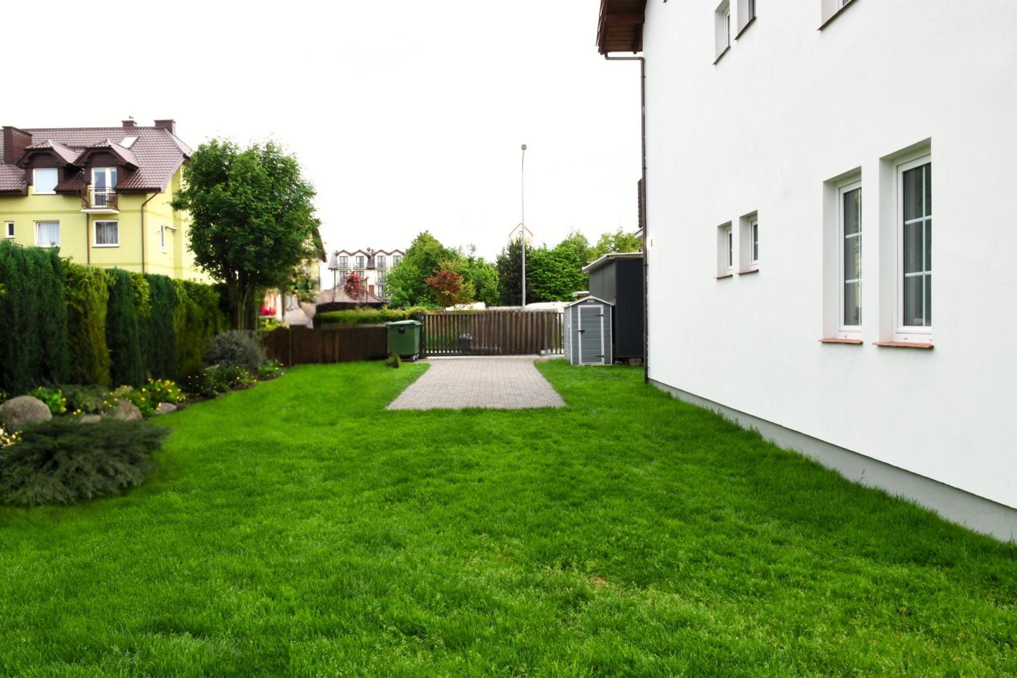 Dom Wczasowy Chlapovia Chłapowo Exterior foto